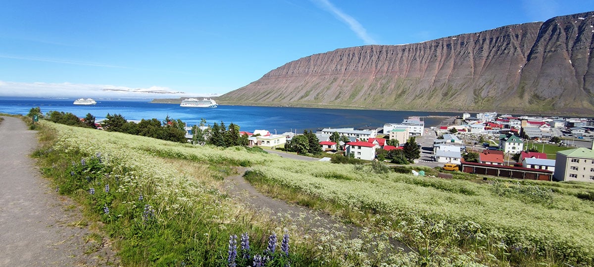 La ville d'Ísafjörður en Islande